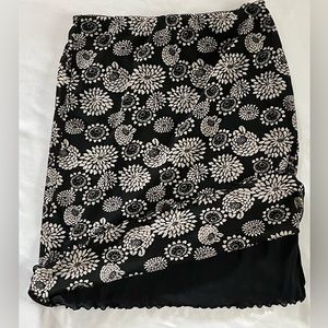 Y2K City DKNY Ruffle Hem Skirt